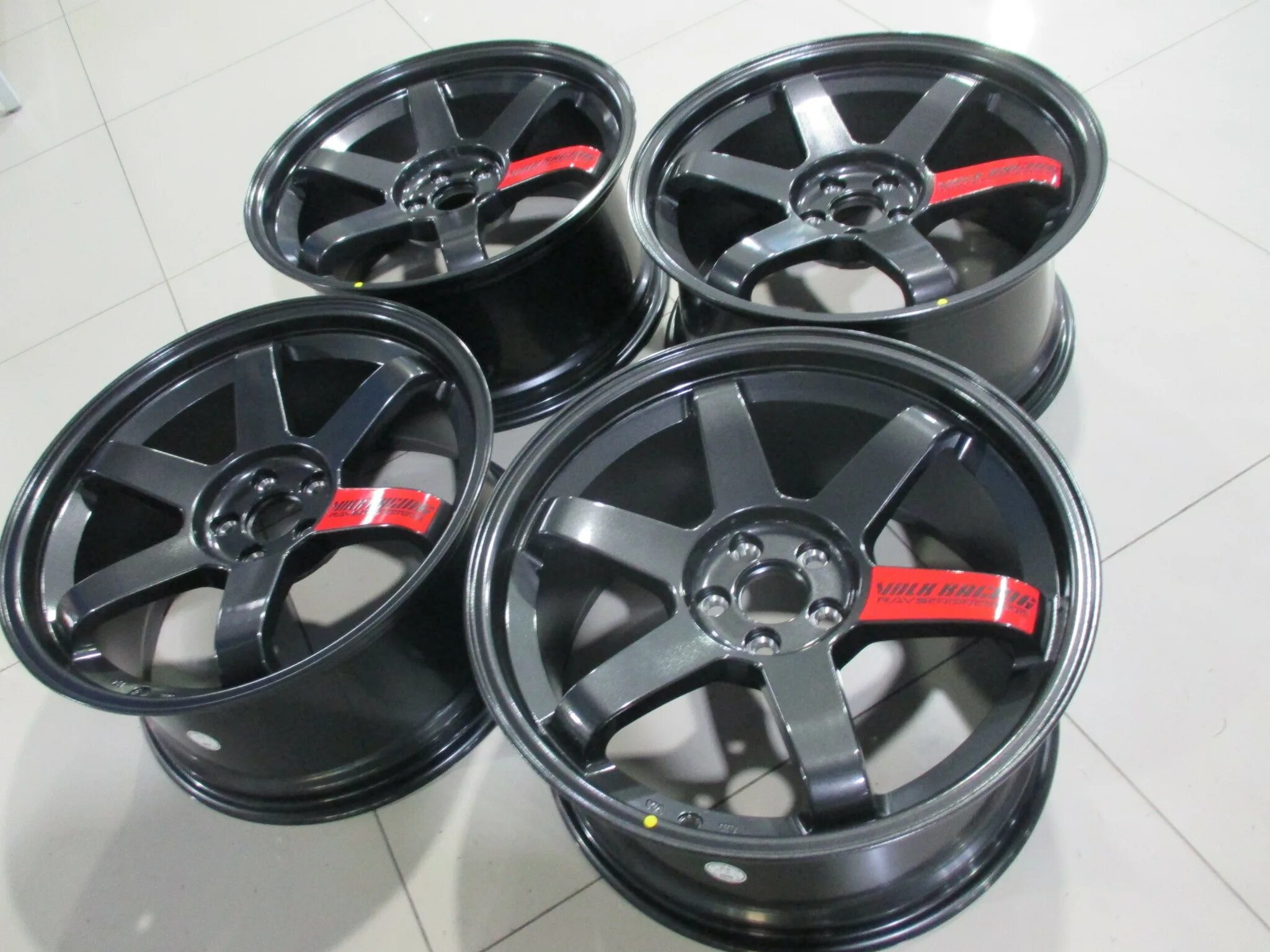 Volk Racing te37 r18. Rays Volk Racing te37. Диски rays Volk Racing te37. Volk Racing te37 r15.