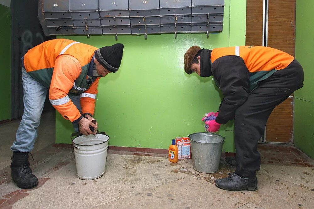 Работники жкх. Проверка истории недвижимости. Управление мкд. Управление многоквартирным домом управляющей организацией. Управляющая компания.