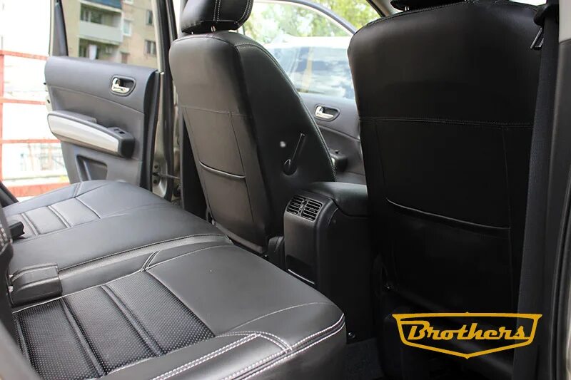 Nissan x-Trail t31 задний ряд. Чехлы Nissan x-Trail t31. X Trail t32 Rear Seats. Подголовник Nissan x-Trail t31. Сиденье на х трейл куплю