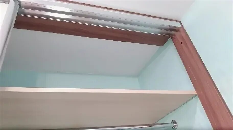 Натяжной потолок закладная для шкафа