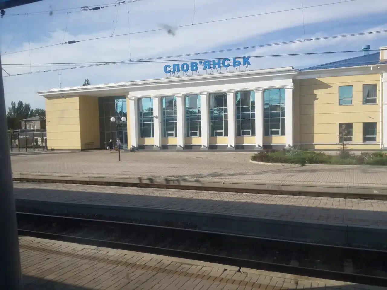 Станция кубанская новокубанск. Славянск на кубани поезда. Жд станция протока славянск на кубани. Славянск на кубани поезда. Славянск на кубани поезда.