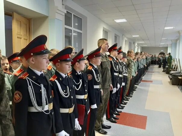 15 школа вологда кадетский класс. 15 школа вологда кадетский класс. Кадетская школа имени белозерского полка. Кадеты школа 25 вологда. Вологодская школа интернат белозерского полка кадетская.