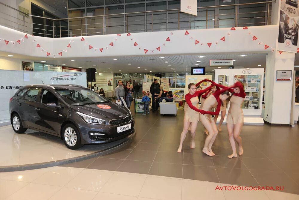 детский клуб карлсон. карлсон который живет на крыше 1968. карлсон пермь. карлсон пермь. автосалоны в перми.