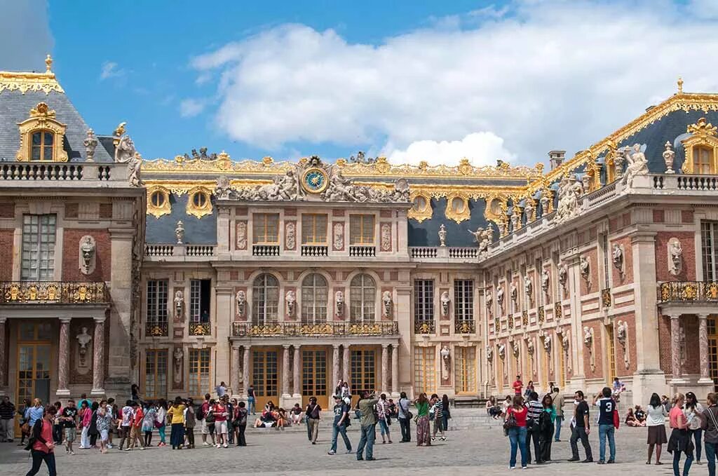 Версаль концовка. Пале де Версаль. Дрезденский Версаль. Palace and Park of Versailles. Версальский дворец фото.
