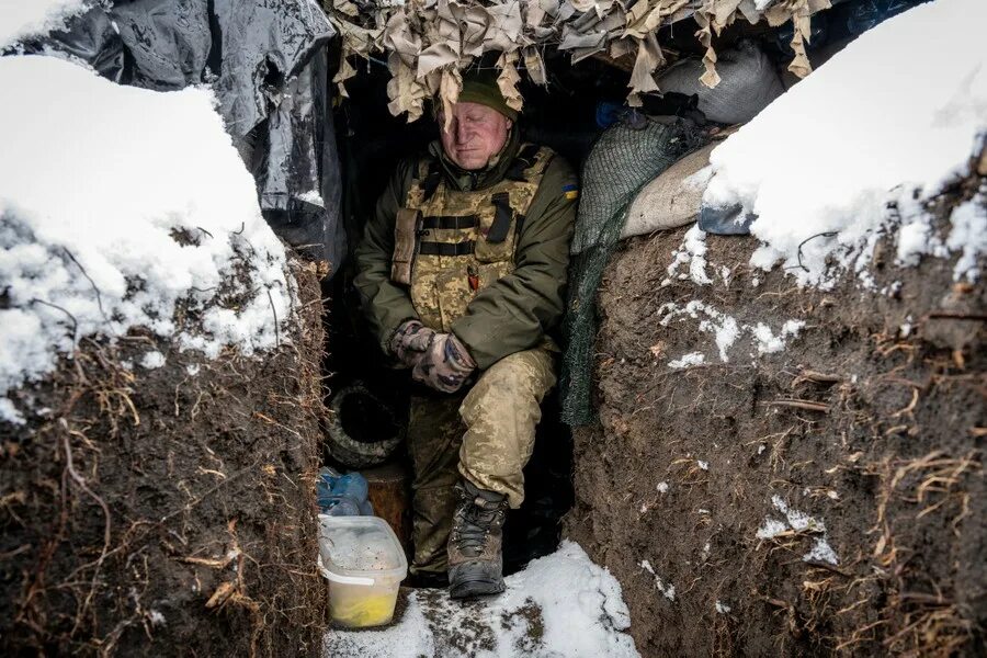 Жить на войне украине. Военные кладбища на Украине. Кладбища украинских военных. Кладбище российских военнослужащих.