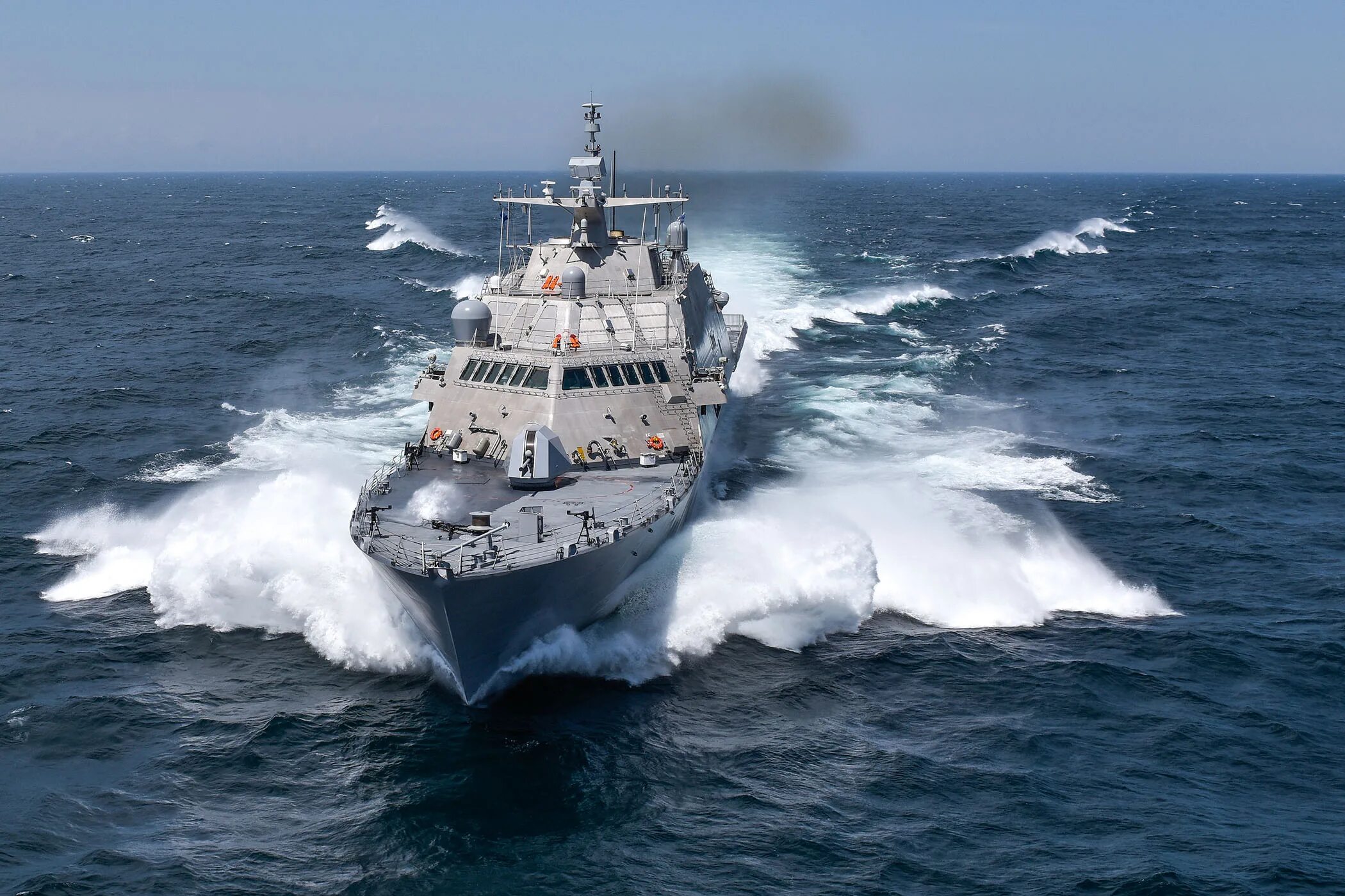 Usa ships. USS Detroit. USS Detroit LCS-7. Us Navy's Littoral Combat ships. Фрегат LCS.