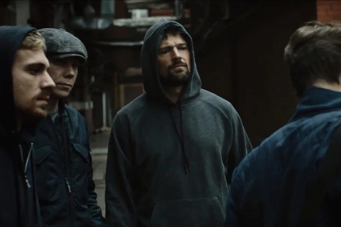 песня из пацанов на русском языке