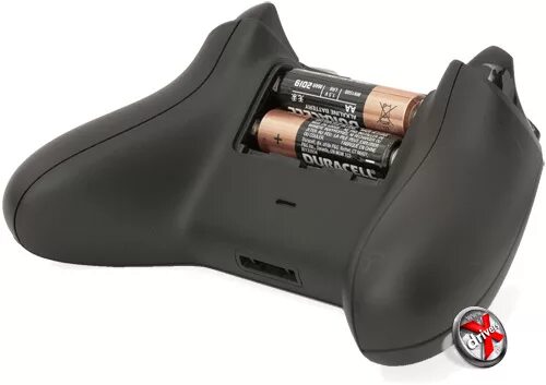 Геймпад батарея xbox 360. Аккумулятор для геймпада xbox 360. Джойстик хбокс 360 батарейки. Батарейки для джойстика xbox 360. Джойстик xbox 360 беспроводной.