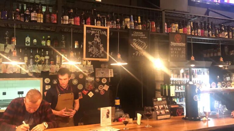Бар технопарк. Пивбар на андропова. Берсенев бар. Sq bar wine&grill. Черновар тропарево.