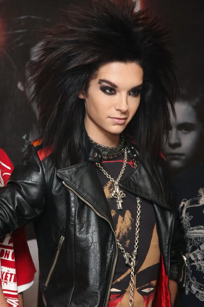 Билл каулитц лет. Билл каулитц лет. Tokio hotel билл каулитц 2005. Bill kaulitz 2008. Билл каулитц 2007.