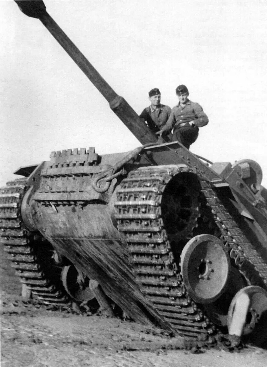 Пантера 1944. Немецкие танки второй мировой фото. Renault d2 танк. Танк т4 вермахта на восточном фронте. Немецкие танки второй мировой фото.