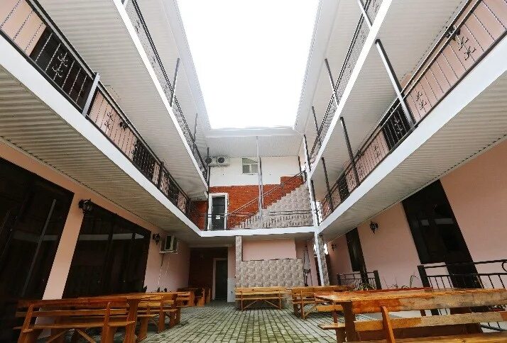 Калипсо гагра абхазия. Гостиница калипсо сухум. Калипсо сухум 3*. Гагра гостиница калипсо. Калипсо отель абхазия.