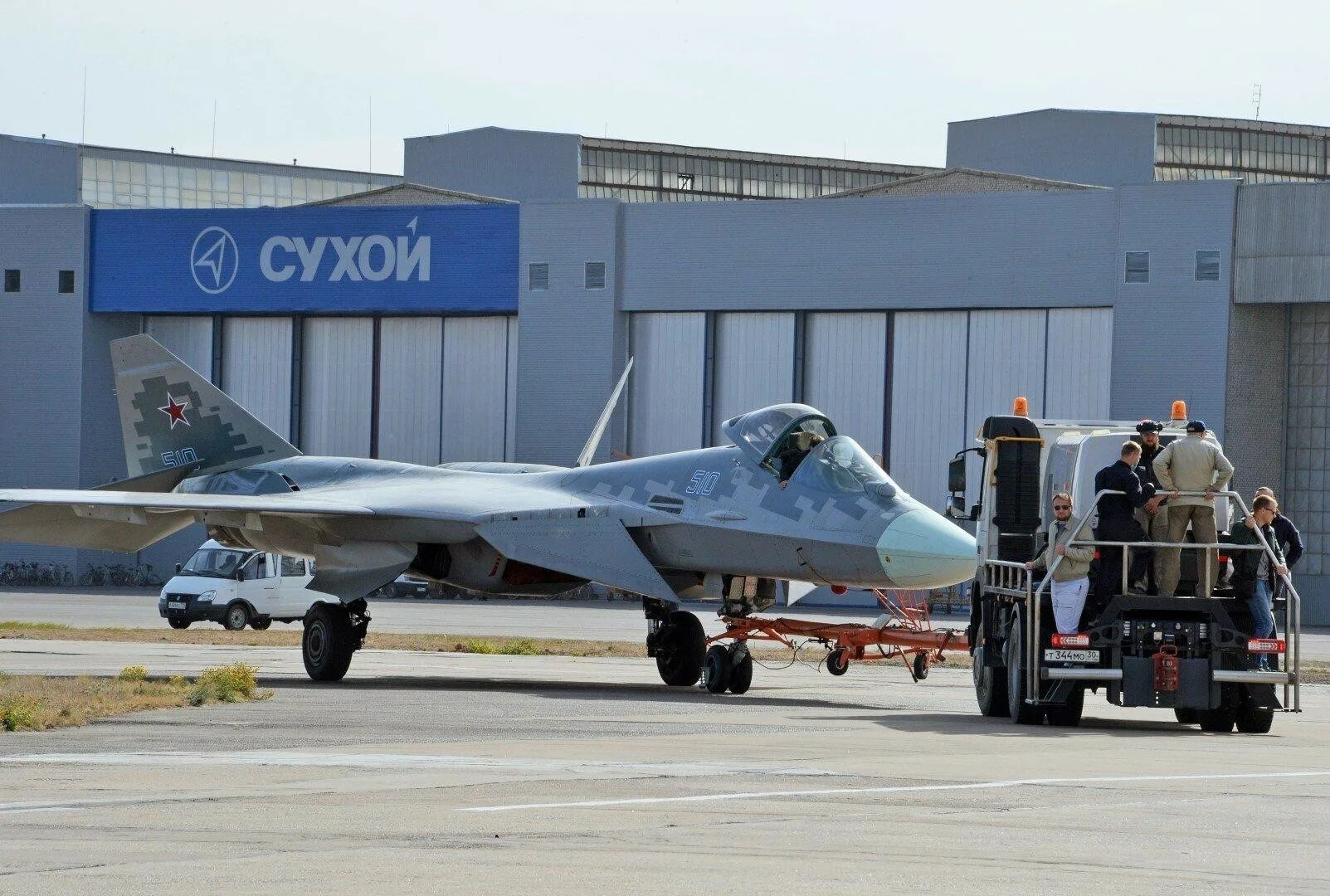 су 34 ввс украины. музей самолетов в новосибирске. как называется самолет истребитель имени чкалова. поликарпова. миг-24 истребитель.