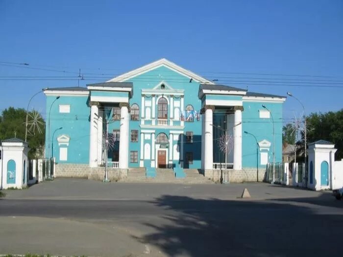 Дворец березники. Дворец березники. Дворец культуры калийщиков березники год. И. Дворец березники.