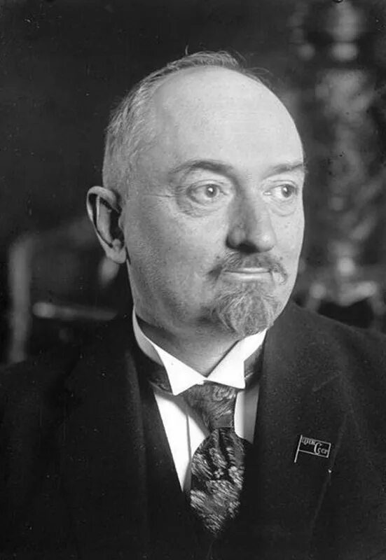 Нарком иностранных дел рсфср. Чичерин министр иностранных дел ссср. г в чичерин. чичерин георгий нарком. чичерин дипломат.