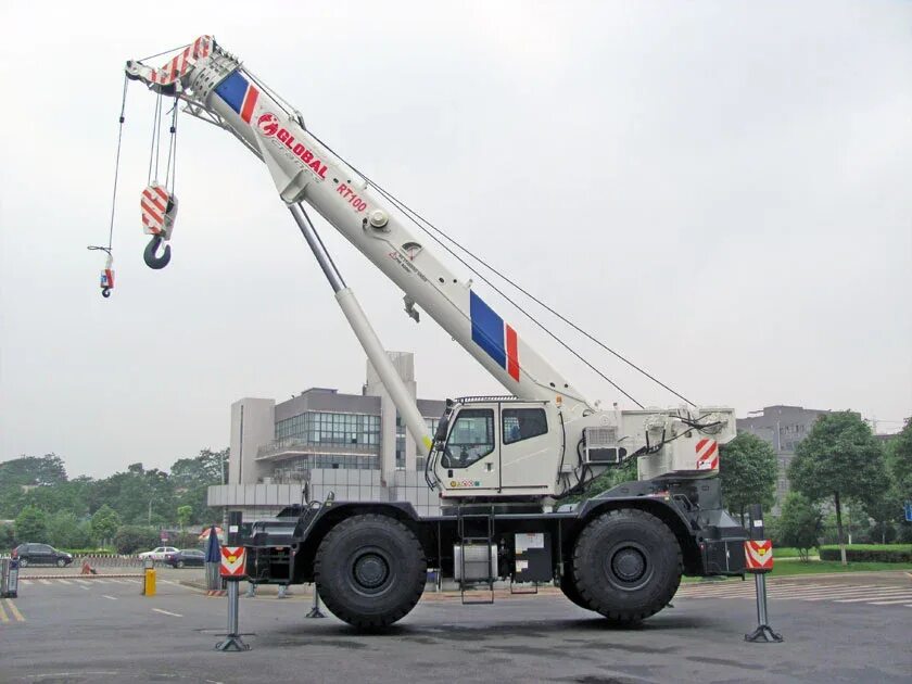 Кран зумлион 100. Зумлион кран 100т. zoomlion автокран 100 т. кран zoomlion 9800w. самоходный кран зумлион 40 тонн.