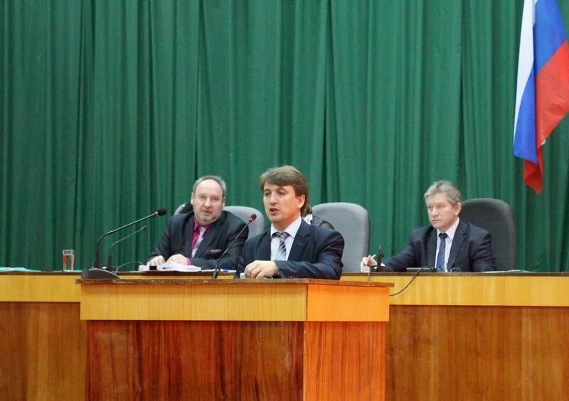 Мр печора. Администрация печора здание. Администрация города печора. Заседания совета мр. Печора печорский проспект 83.