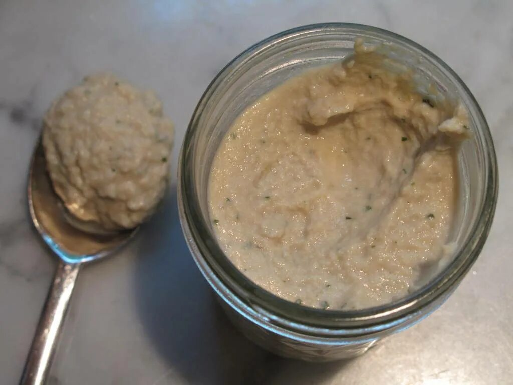 Приготовить мясное пюре. Куриное пюре для грудничка. прикорм мясное пюре. мясное пюре для грудничка. пюре из мяса для ребенка.