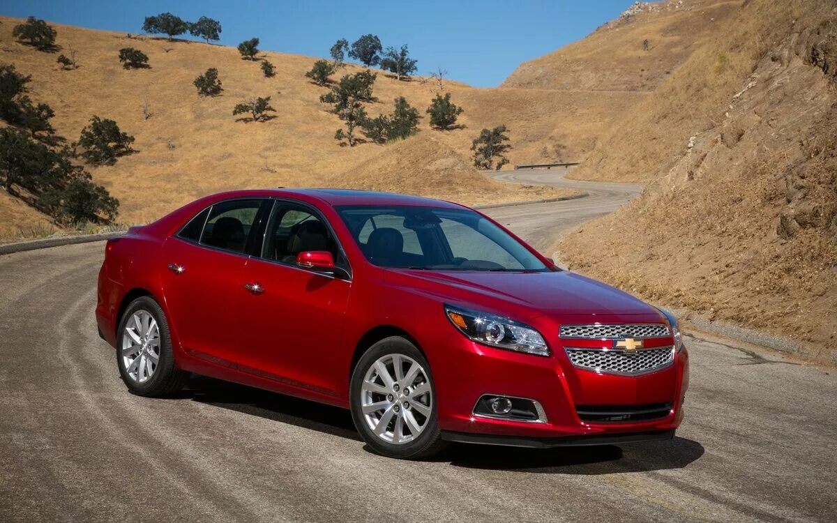 Шевроле малибу поколения. Chevrolet Malibu 2022. Chevrolet Malibu 2021. Шевроле Малибу 8 поколение. Chevrolet Malibu 2020.