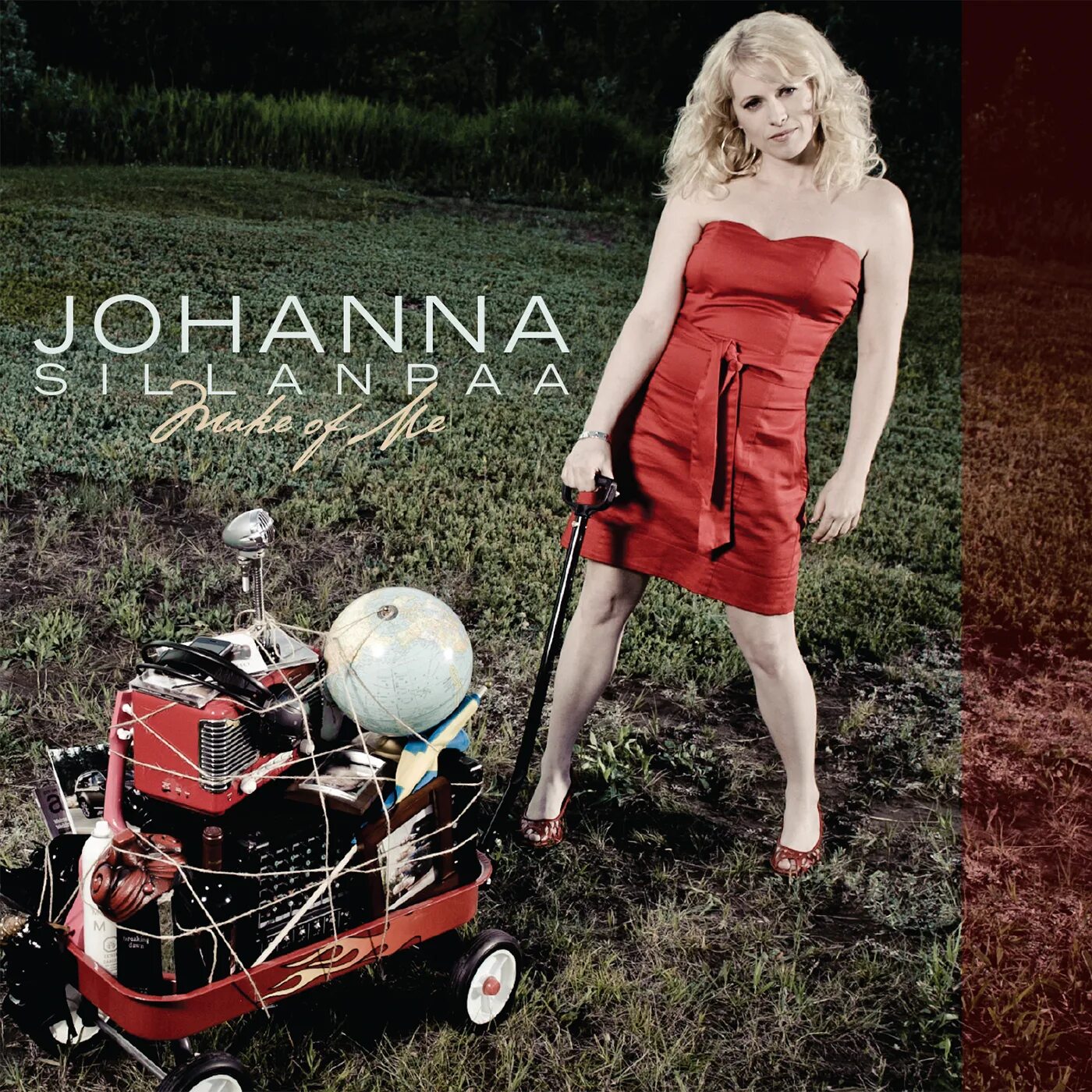 Песня around me. Джоанна Дэй. Johanna1.3.5. Джоанна Хигсон фотосессия Brassic. Спасем мир Джоанна.