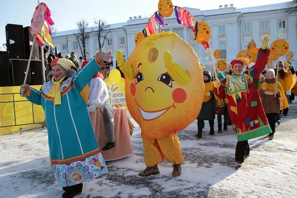 Ярославская масленица 2024. Шествие на Масленицу. Украшение территории на Масленицу. Персонажи на Масленицу. Костюм блина на Масленицу.