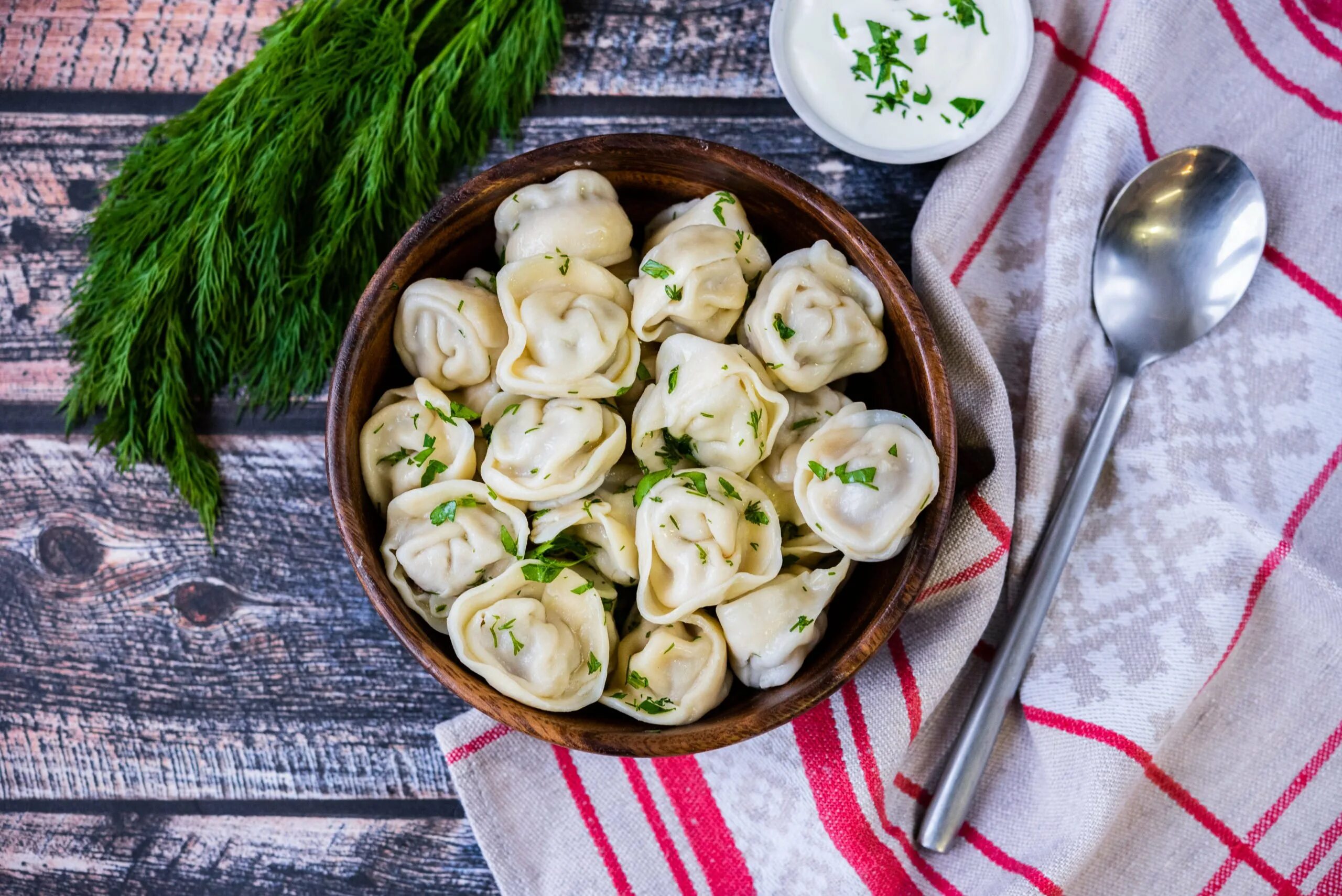 Пельмени. Пельмени с укропом. Пельмени Сибирские. Пельмени с телятиной. Вкусные и качественные пельмени