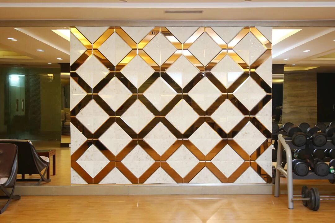 Молдинг на фасаде. Панель орак w110. Декоративные мягкие панели для стен. Мягкие стеновые панели с латунными вставками. Powerpoint меню вставка.