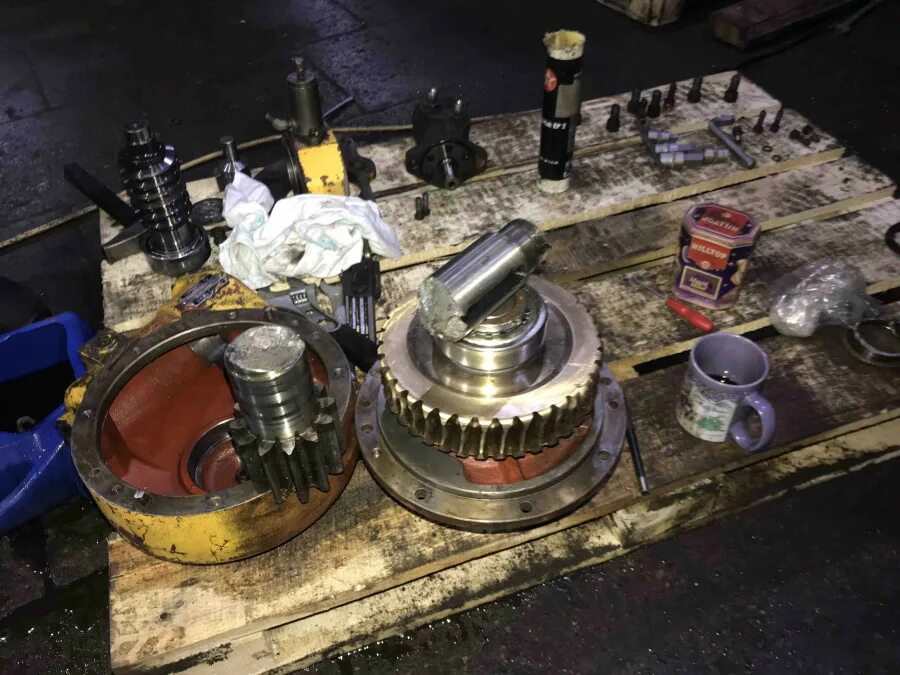 Опорно-поворотное опу-1000. Редуктор поворотный 705 ремкомплект редуктора. Гидроразмыкатель тормоза поворота кс-45717. Ремонт поворотного механизма. 503,.