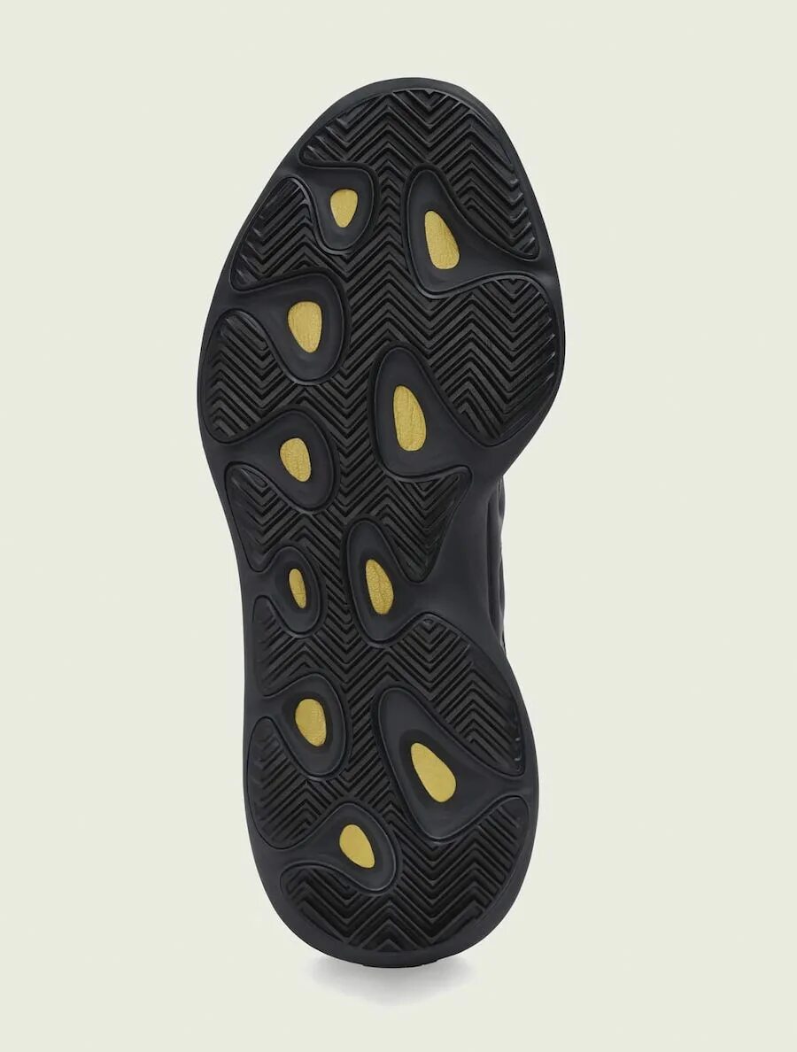 Подошва 3 см. Adidas yeezy 700 v3 alvah. adidas yeezy 700 alvah. yeezy 700 v3 подошва. adidas yeezy 700 v3 alvah черные.