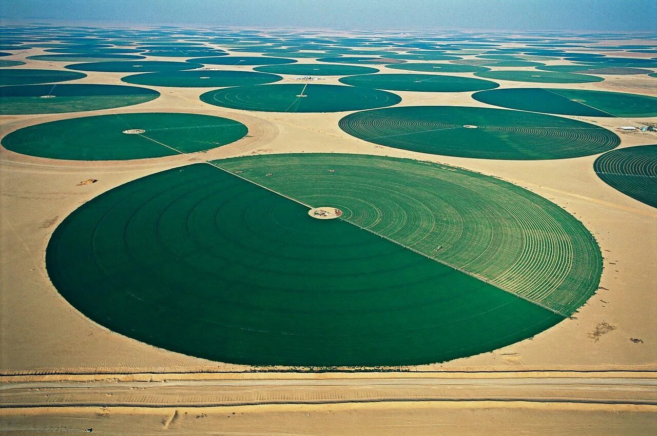 Эль-Джауф (Саудовская Аравия). Эль-Джауф Ливия круги. Озеленение Саудовской Аравии. Озеленение пустыни в Саудовской Аравии.