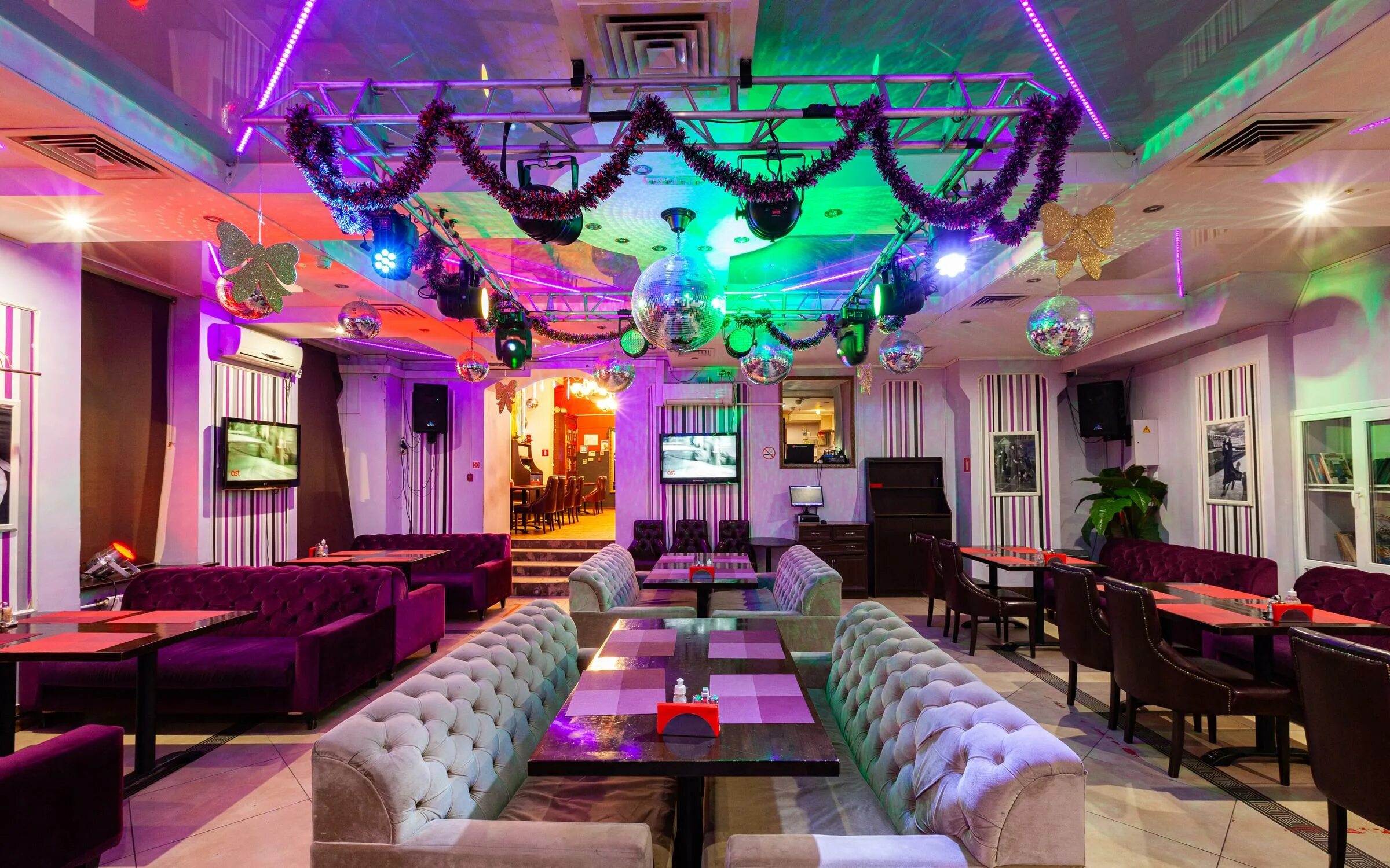 Кафе лубянка москва. Лубянка 13/16. Лубянка большая ул. Ресторан на лубянке. Большая лубянка 13/16с1.