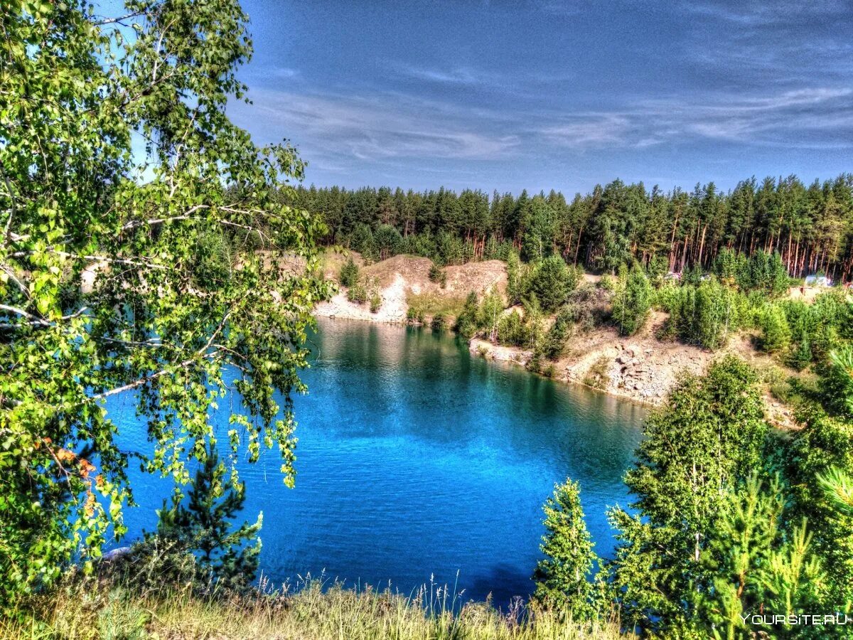 Голубом озере новосибирск. Караканский Бор мраморное озеро. Абрашино мраморное озеро. Голубое озеро Новосибирск Караканский Бор. Абрашино озеро Новосибирск.