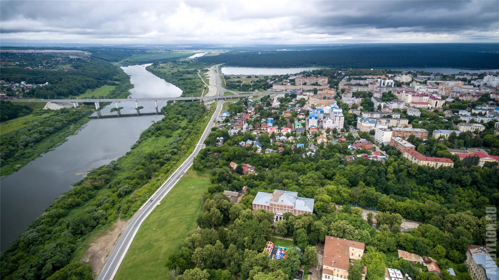 Город калуга википедия. Калуга. Город Калуга Калужская область. Калуга город Калуга. Калуга панорама.