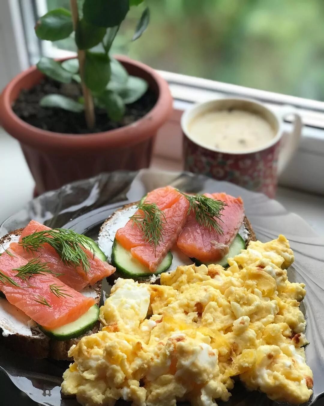 Домашние пп. Завтрак пп овсяная каша. Полезные блюда эстетика. Красивые завтраки домашние. Красивый завтрак.