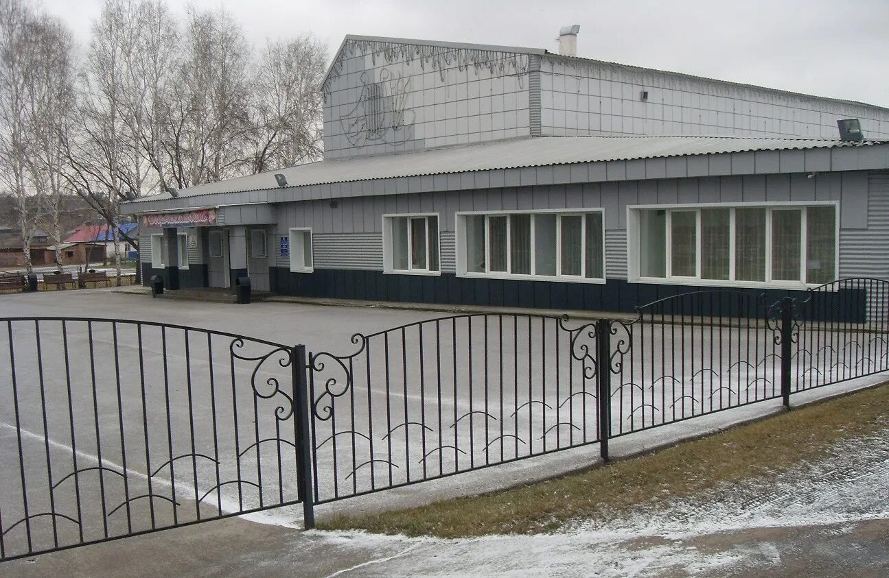Женщины-бурлаки на волге российская империя 1902 год. Волжские бурлаки. Поселок московский тюменская область. Бурлаки в европе 1950. Самара памятник бурлакам.