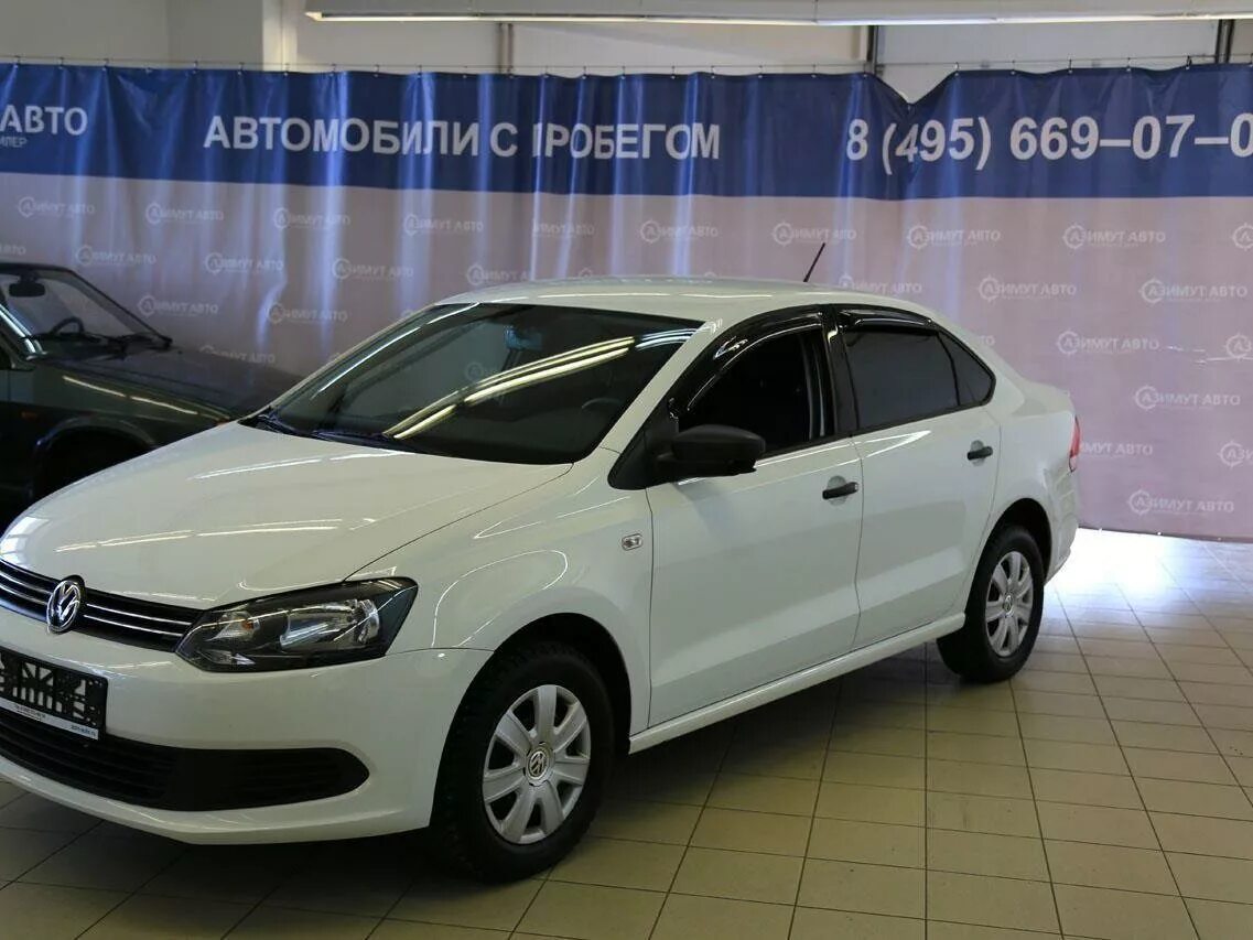 Фольксваген поло 2014 года 1.6. Машина Фольксваген поло 2014 года. Volkswagen Polo 2014 механика. Фольксваген поло 2014г.