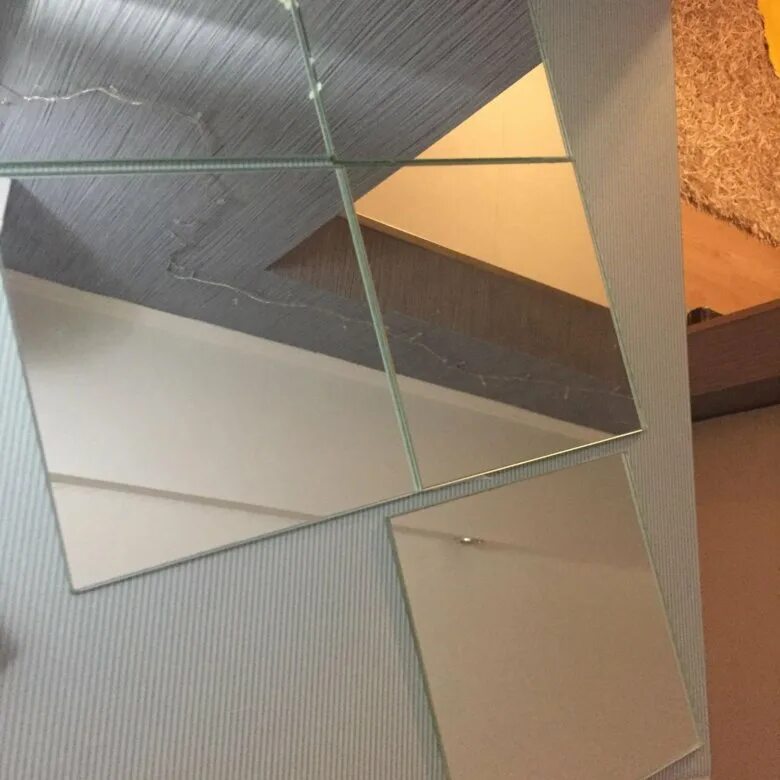 Зеркальное панно. Зеркальная плитка. Зеркальное панно в коридоре. Плитка зеркальная фацет 30х30х4 (4шт)кмп 4660007802913. Зеркальная плитка с фацетом 10 мм "алладин.