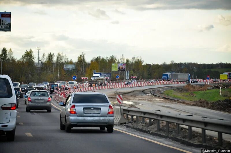 Новорижское шоссе москва. Ремонт новорижского шоссе. Новорижское шоссе 2. Ремонт новорижского шоссе. Новорижское шоссе москва.