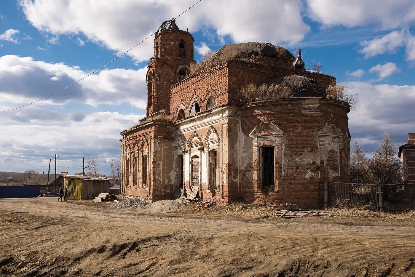 Некрасово Белоярский район Свердловская область. Село Некрасово Белоярский район. Храм в Некрасово Белоярский район. Село Некрасово Свердловская область.