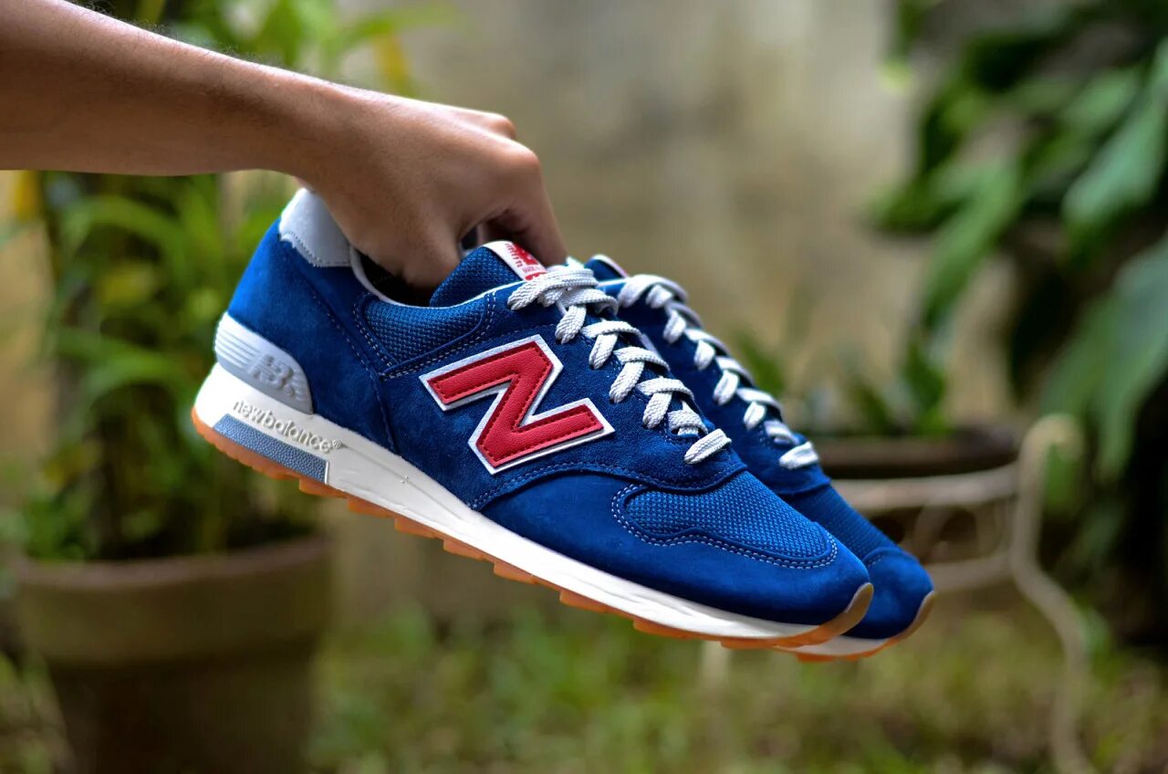 New balance страна. New Balance 670. Нью бэланс 326. New Balance 2022 мужские. Нью баланс 1400 Dark Royal.