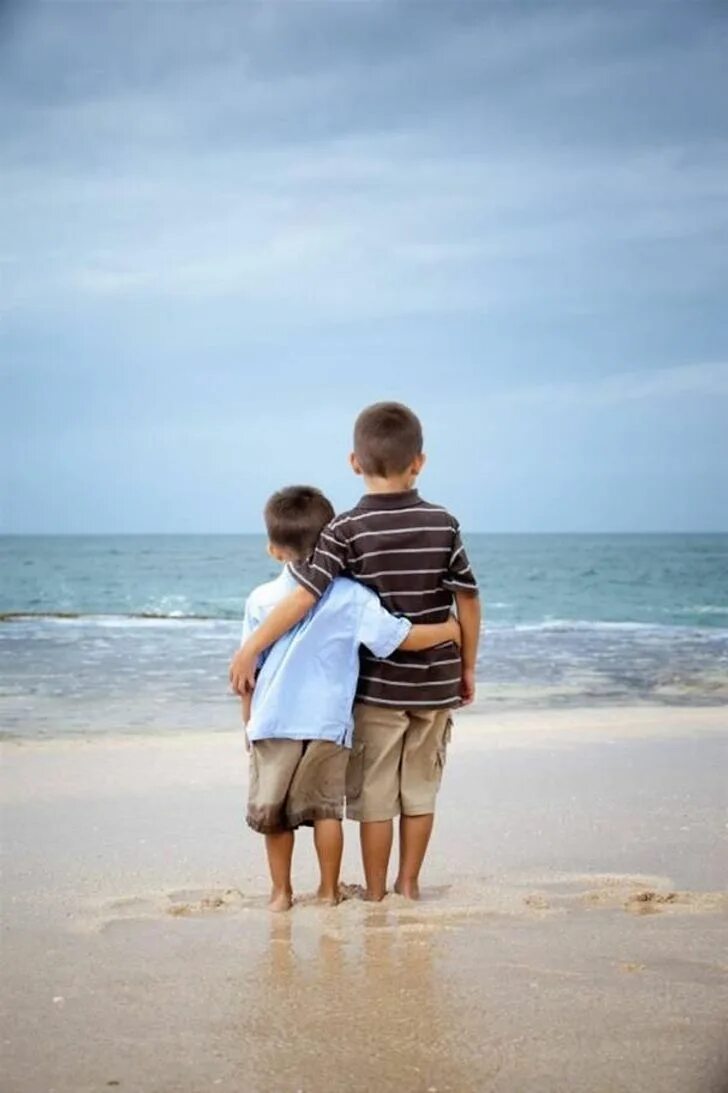 Дети на море. Семья на пляже. Мама двух мальчиков. Семейная фотосессия на море.