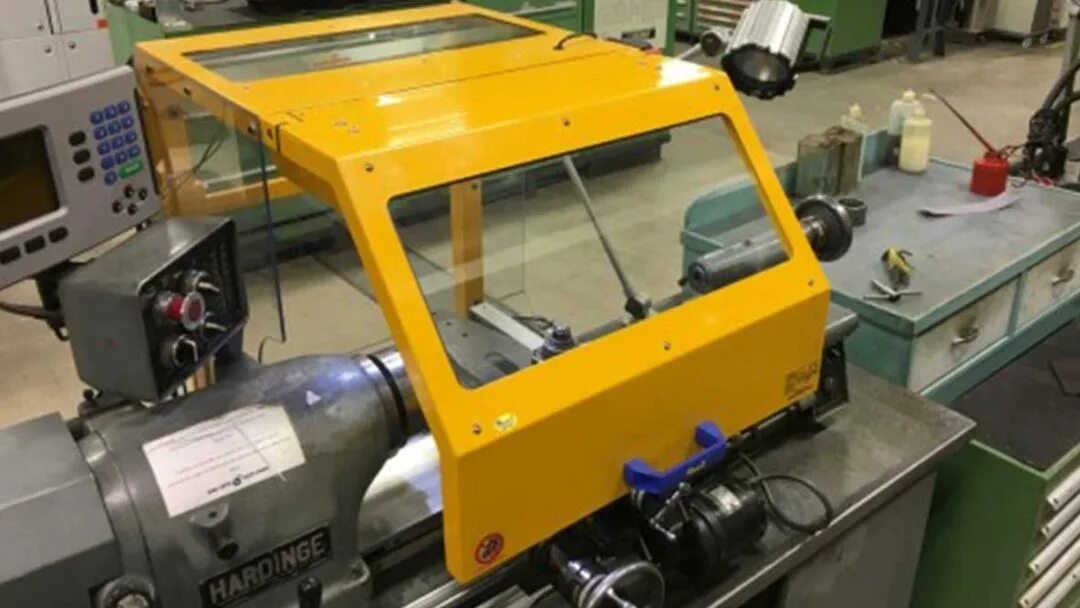 Токарный щиток. Токарный щиток. Электрошкаф токарного 16а20. Токарный щиток. Защитный экран патрона 1к62.