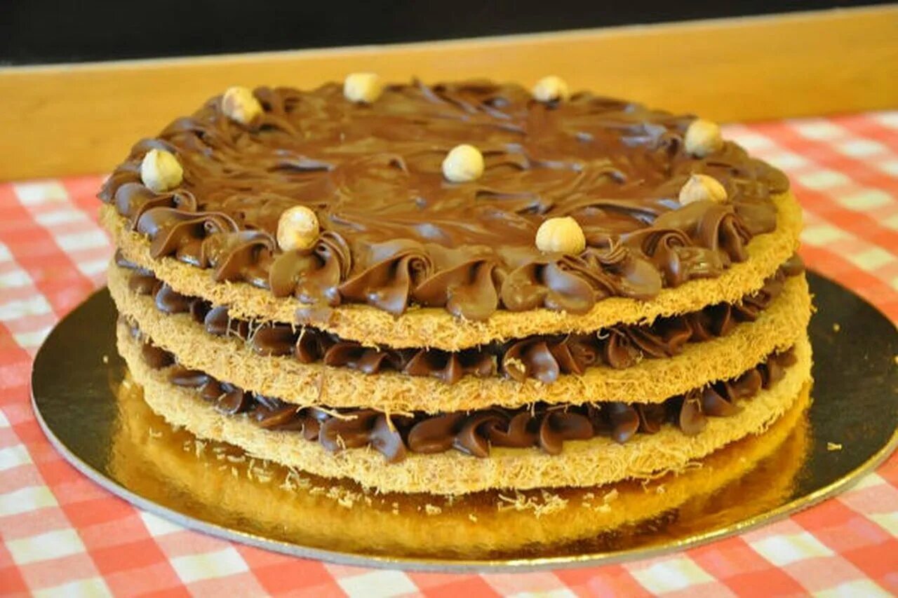 Кнафе торт казань 3 хлебозавод. Кнафе торт казань. Турецкие пирожные кюнефе пропитанные сиропом. Торт канафе 3 хлебозавод. Торт аннушка аленушка.