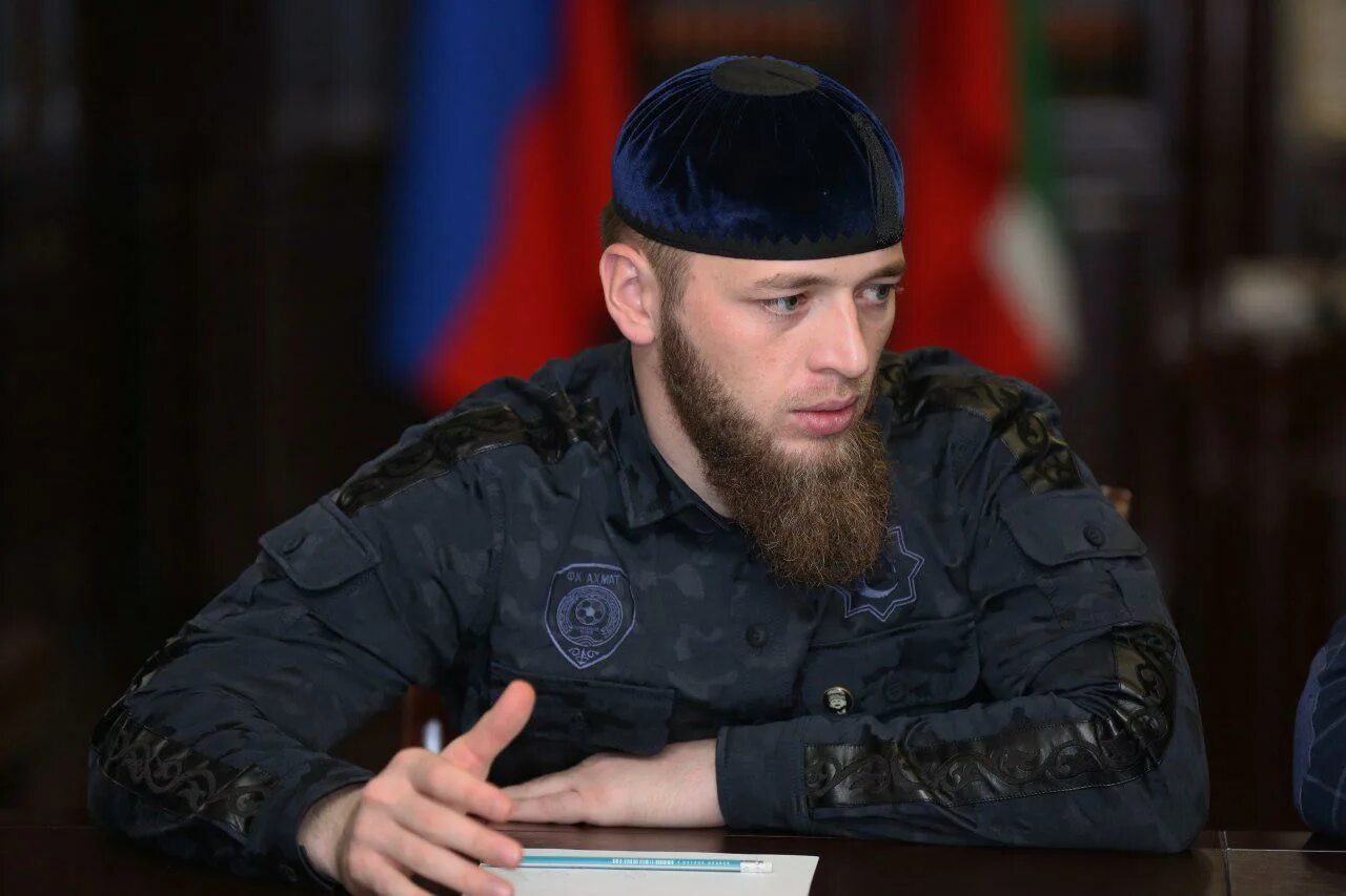 Министр молодежи чечни