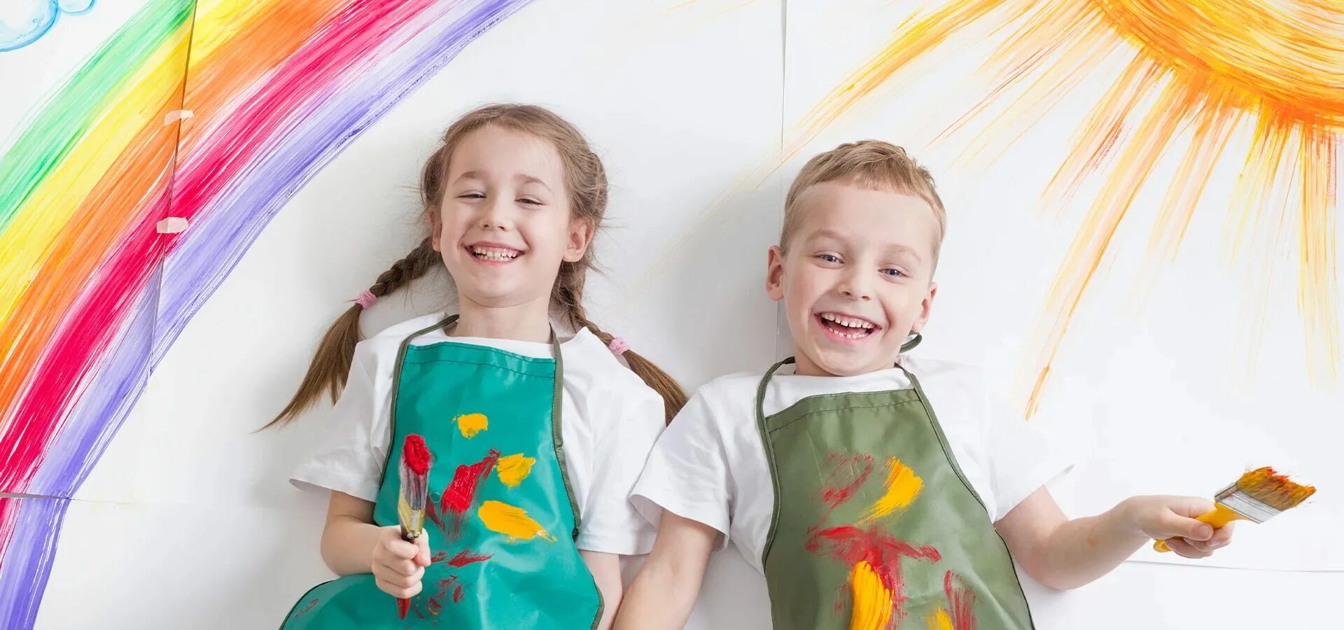 Фотопроекты для детей. Радуга дети детская одежда. Детский фотопроект летом. Радужный малыш. Радуга картинка.