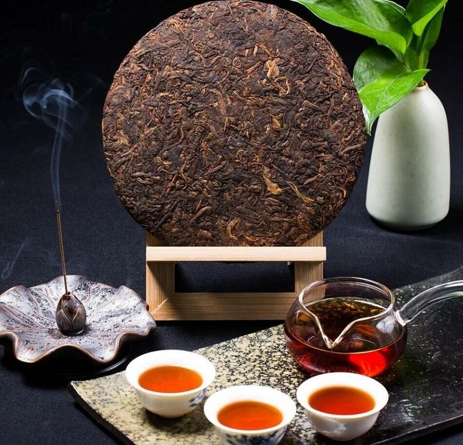 Чайная церемония Шу пуэр. Китайский чай пуэр. Пуэр бодрящий. Постферментированный чай.