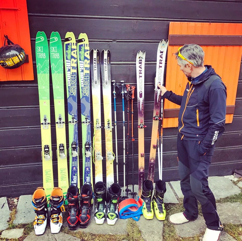 Беговые лыжи skitrab. Skitrab горные лыжи. горные лыжи skitrab 171. skitrab bormio italy лыжи. ski tour skitrab лыжи горные.