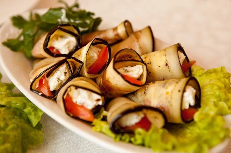 БАКЛАЖАНЫ. РУЛЕТИКИ ИЗ БАКЛАЖАНОВ. Праздничная Закуска.(Rolls of Eggplant) You