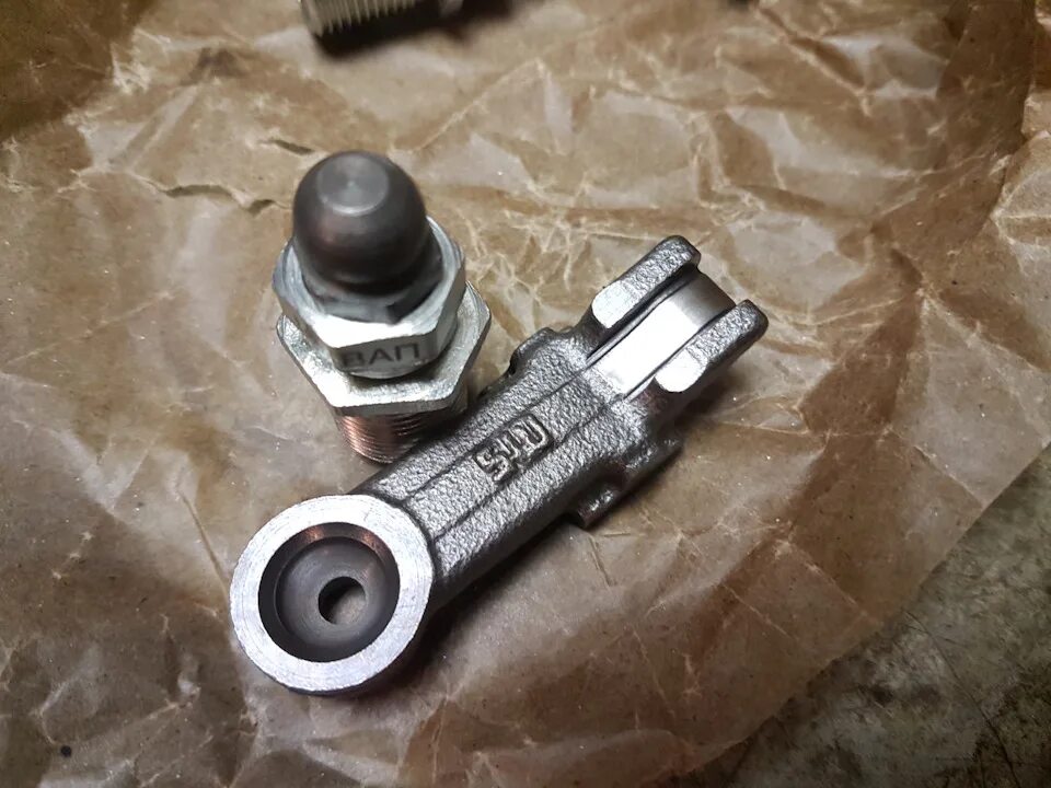 Рокер автомобиля. Рокер автомобиля