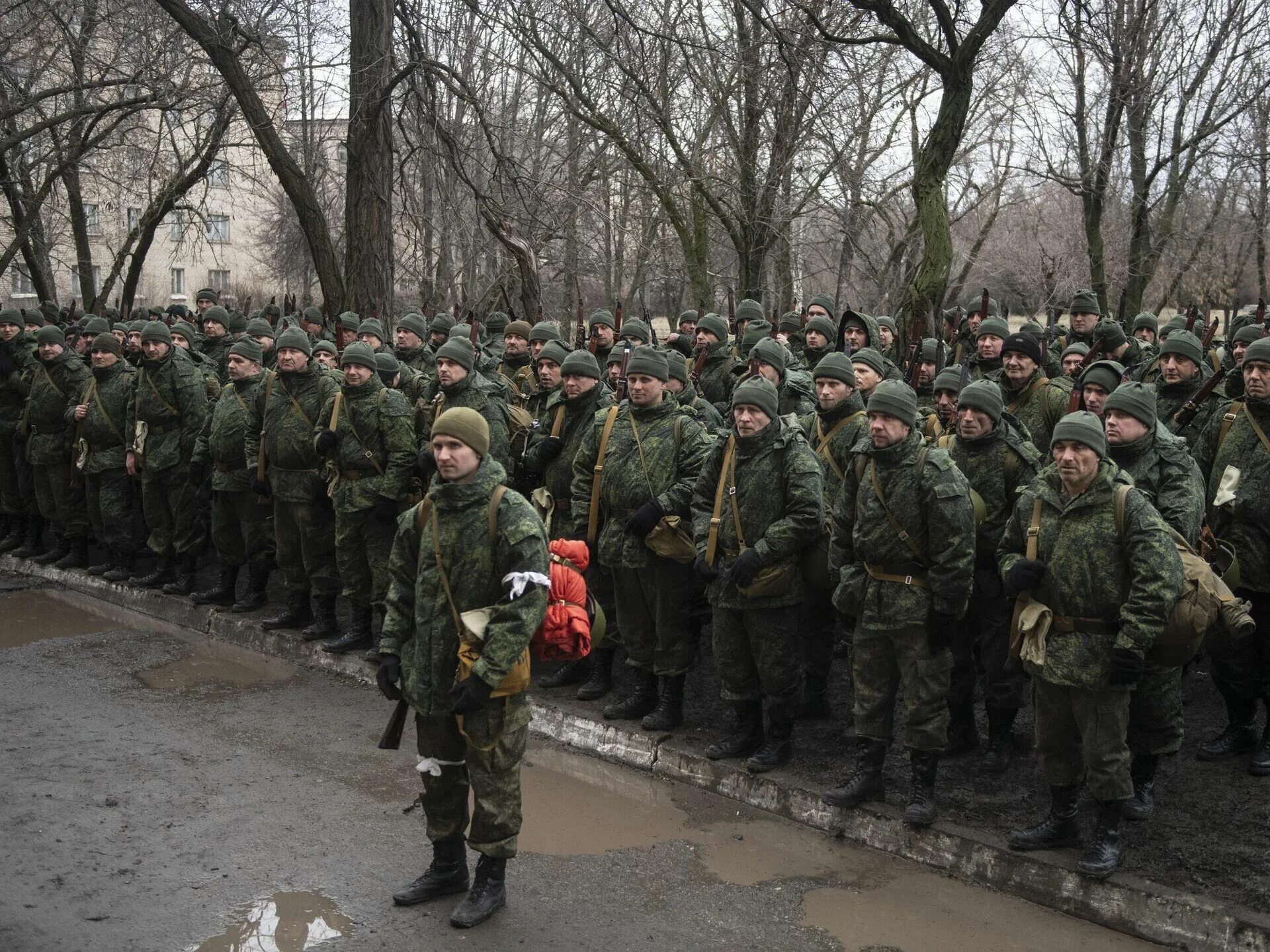 Демобилизация в днр 50. Мобилизованные солдаты лнр. Демобилизованные студенты днр комсомольское. Демобилизация в днр 50. Демобилизация в днр 50.